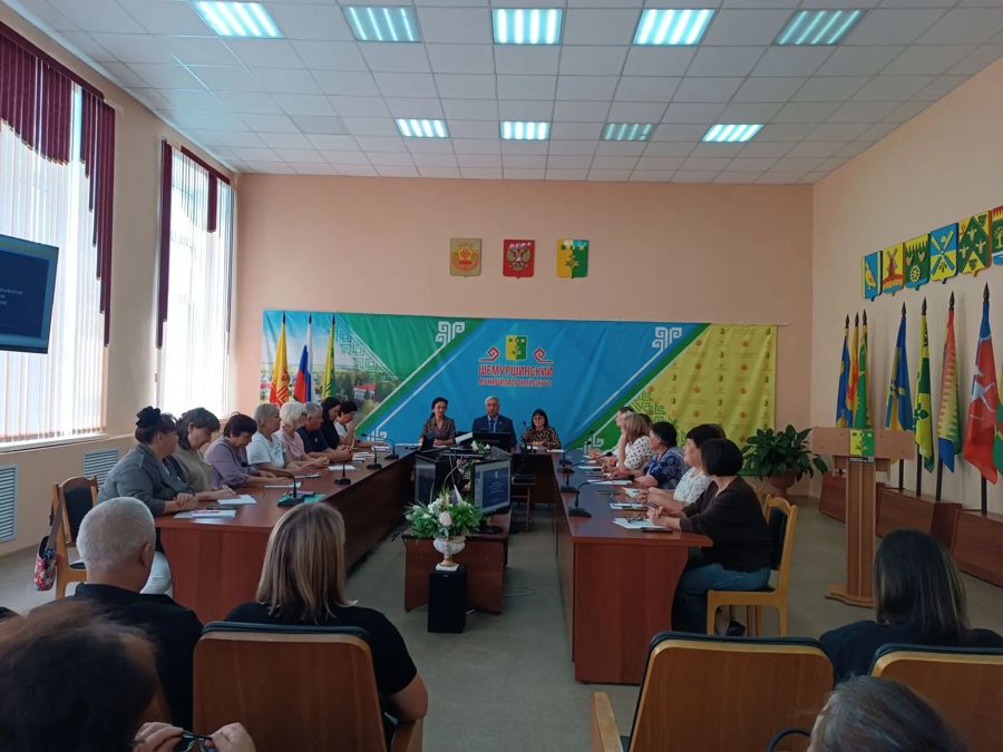 В Шемуршинском муниципальном округе прошло обучение членов участковых избирательных комиссий, участвующих в проекте «ИнформУИК»
