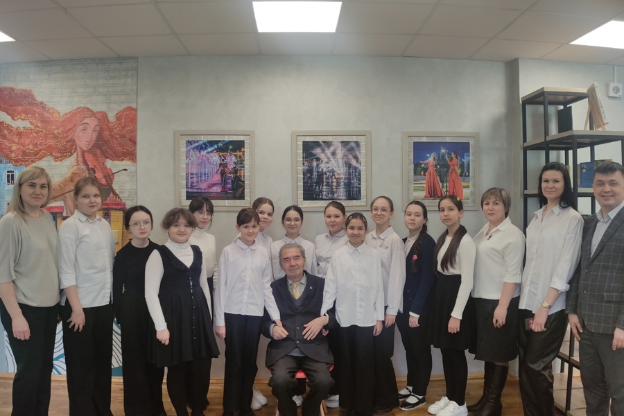 Почетный гражданин города Чебоксары Михаил Юхма встретился со школьниками