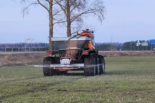 В Вурнарском округе вышли на подкормку озимых культур