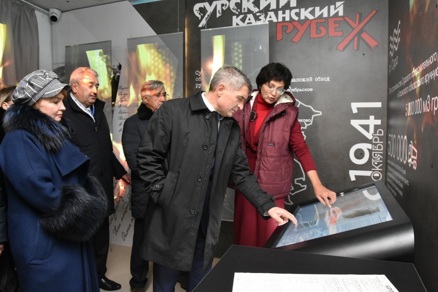 Глава Чувашии открыл музей мемориала «Строителям безмолвных рубежей»
