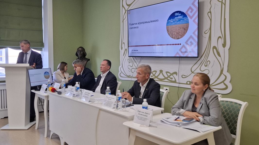 Правительство Чувашии провело «Открытый разговор» в Алатырском округе