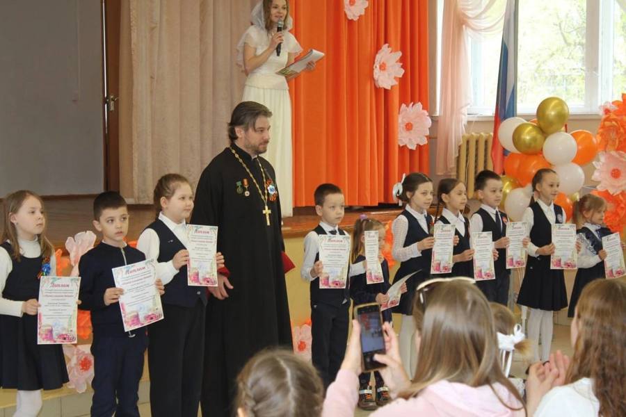В Чебоксарах состоялось торжественное награждение победителей конкурса «Пасха глазами детей»