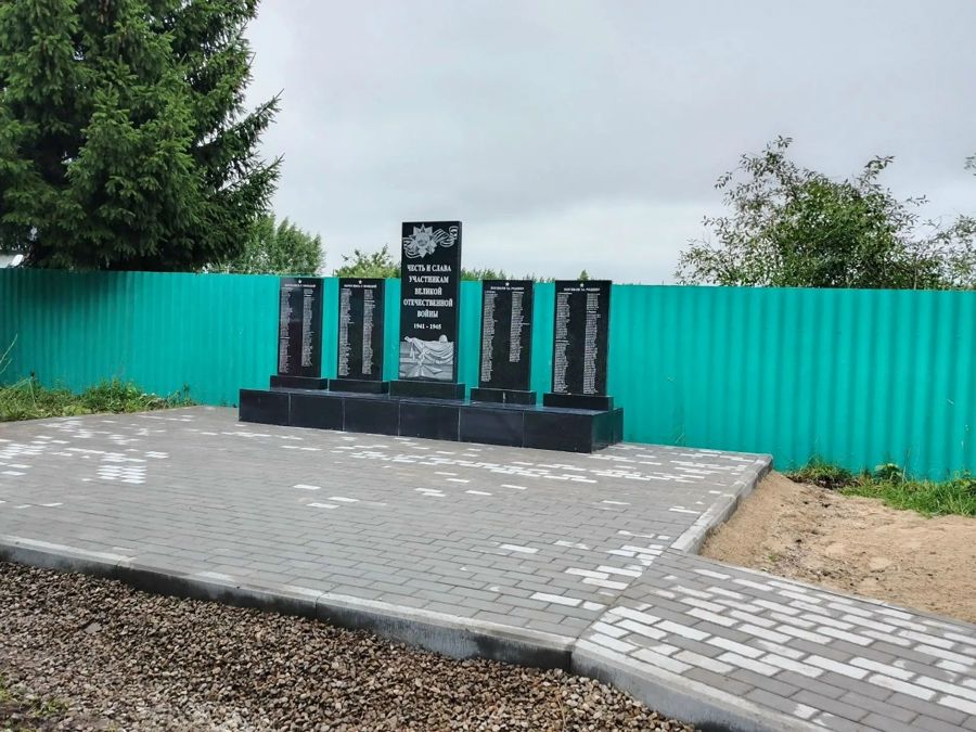 В деревне Синьялы обновили памятник героям Великой Отечественной войны благодаря программе «Ниме - народный бюджет»