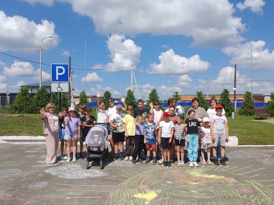 Планета детства»: в Шемуршинском ЦСОН прошел большой яркий праздник