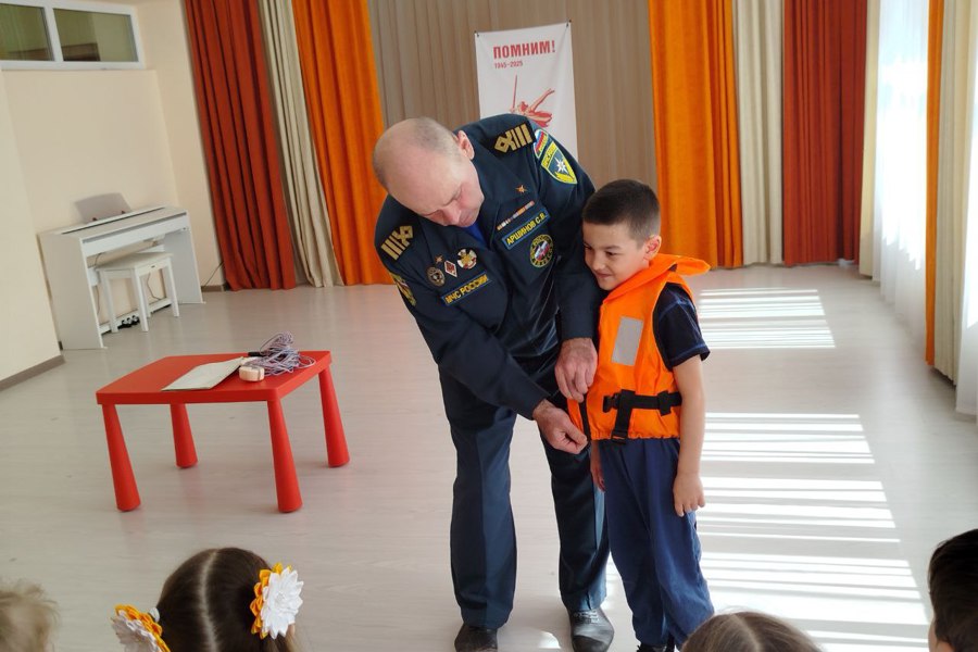 Уроки безопасности: правила поведения детей на водных объектах