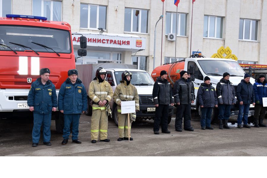 Командно-штабное учение продолжается: аварийно-спасательные службы приступили к ликвидации чрезвычайной ситуации, связанной с ландшафтными пожарами