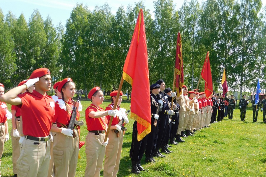 В Аликовском муниципальном округе стартовали LIV муниципальные финальные игры юнармейского движения «Зарница» и «Орленок»