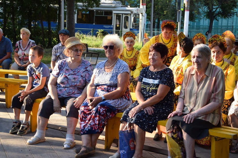 Любимый город сердцу дорог:  Чапаевский поселок встречает День Города