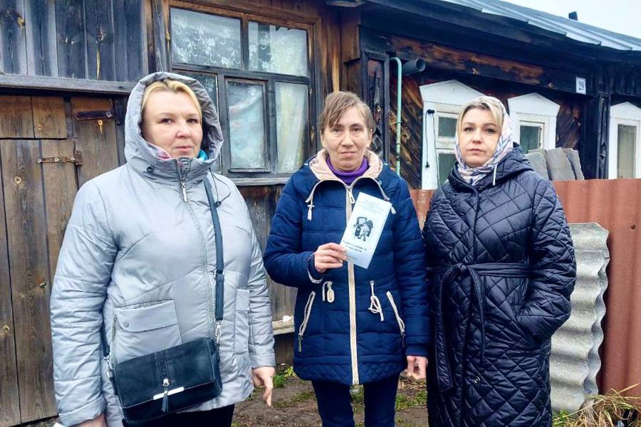 Безопасность детей в приоритете: социальные работники навещают семьи из группы риска