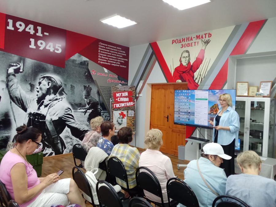 В Канашском округе партийный проект «Старшее поколение» поддержал обучение цифровой грамотности