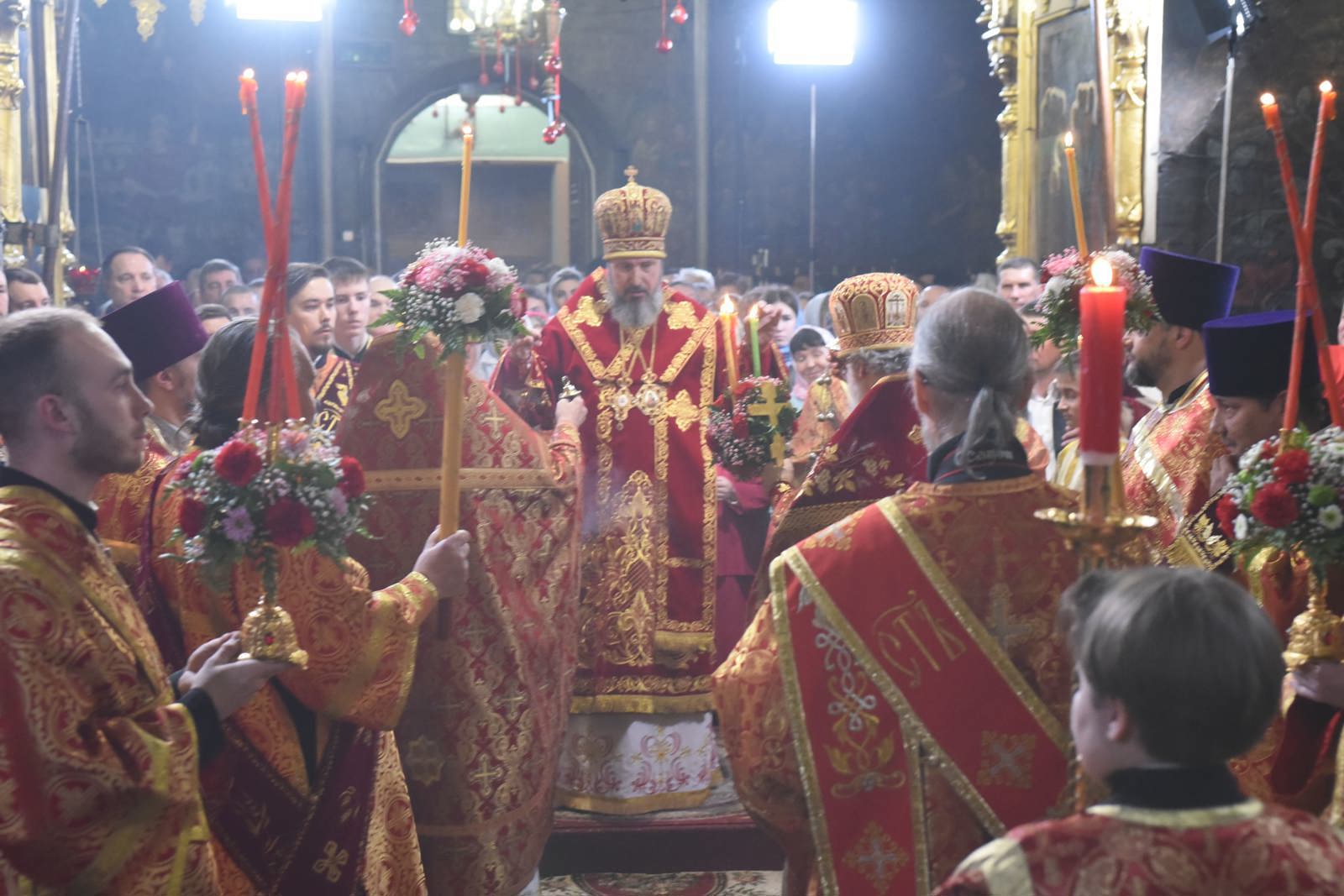 Олег Николаев Мӑнкун уявӗн каҫхи службине хутшӑннӑ