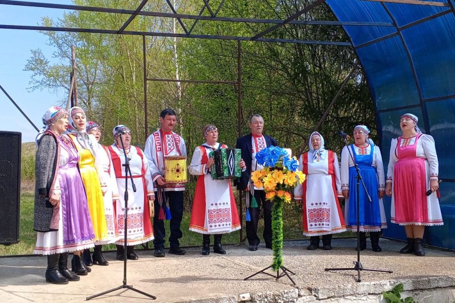 ДОМ КУЛЬТУРЫ НА КОЛЕСАХ ПРОДОЛЖАЕТ СВОЕ КУЛЬТУРНОЕ ТУРНЕ ПО АЛИКОВСКОМУ МУНИЦИПАЛЬНОМУ ОКРУГУ!