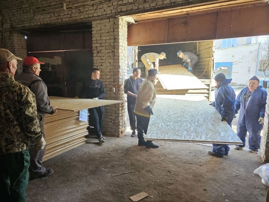 Тепло из тыла: волонтеры «Ҫӗрпӳ» передали бойцам 291-го полка масксети, «Леших» и детские письма