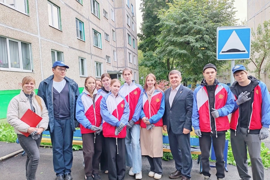 В Московском районе Чебоксар в рамках Единого информационного дня обсудили развитие здравоохранения и благоустройство дворовых территорий