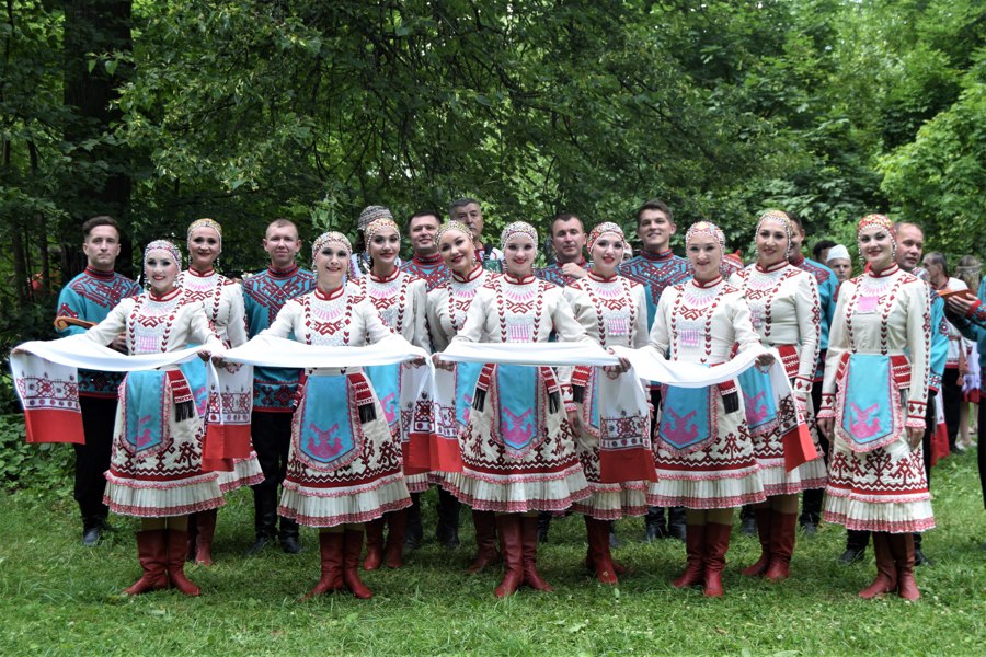 Чувашский госансамбль песни и танца выступил в Москве на празднике «Акатуй-2023»