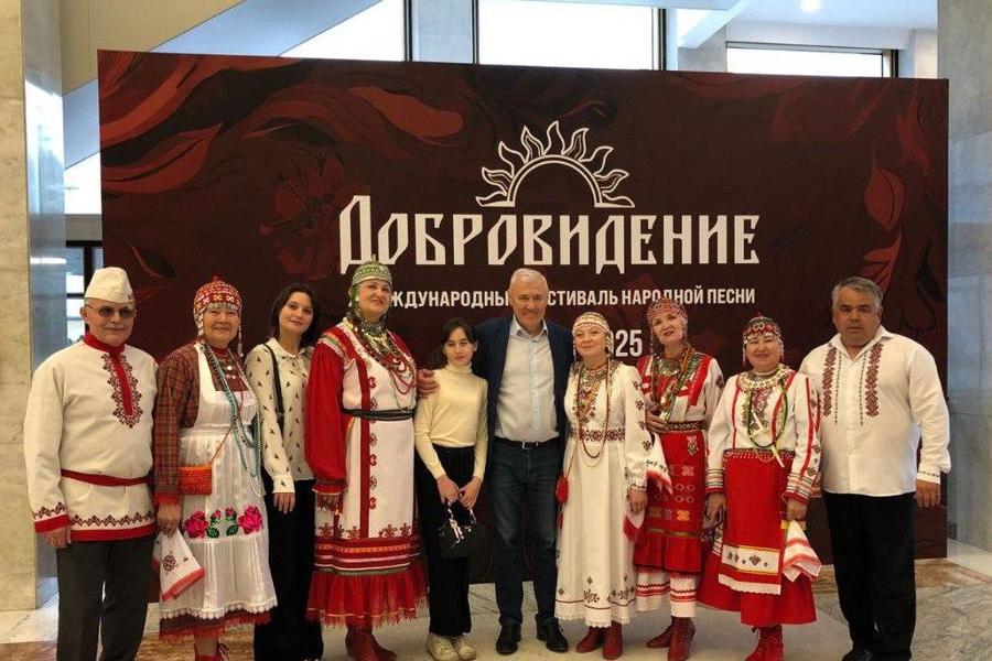 ЧУВАШСКИЕ ТВОРЧЕСКИЕ КОЛЛЕКТИВЫ В КРЕМЛЕ.