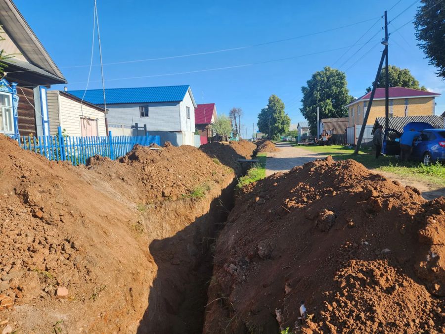 В д.Мемеккасы ремонтируют водопровод по проекту «Ниме-народный бюджет»