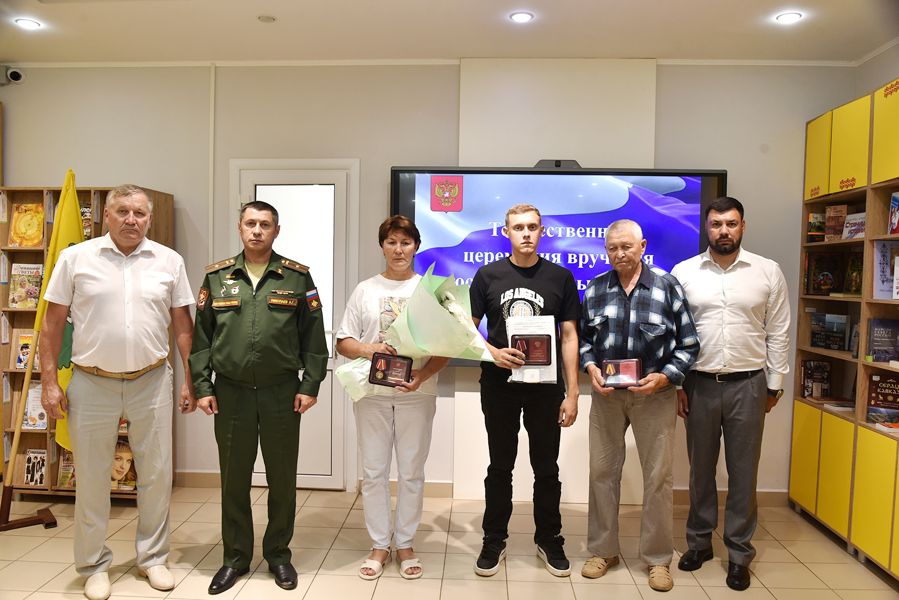 В Ибресинском округе прошла торжественная церемония вручения государственных наград Российской Федерации