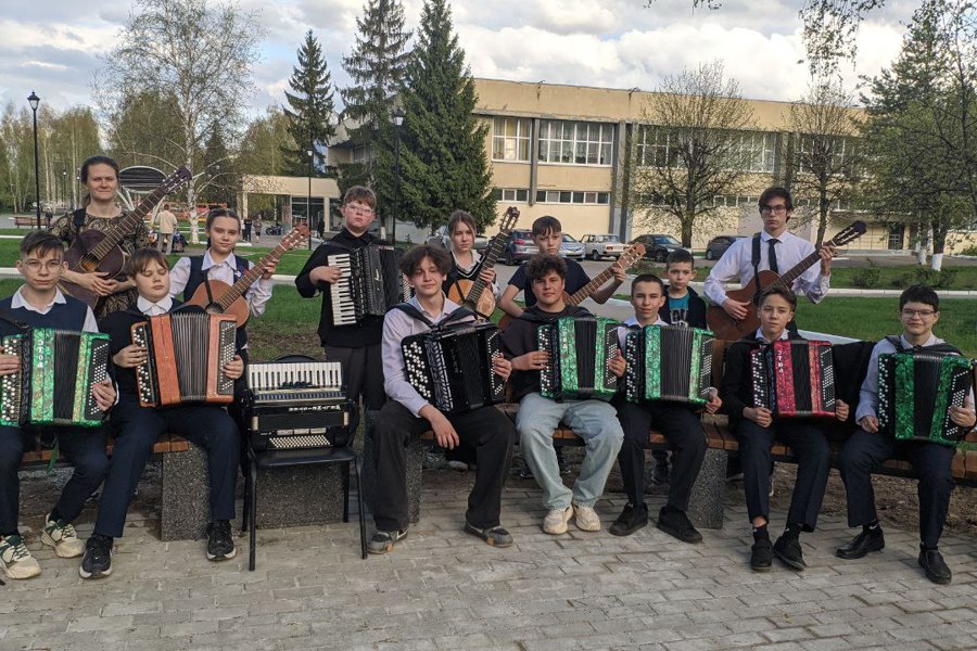 Детская школа искусств участвует в Городской акции  «Музыка Победы»