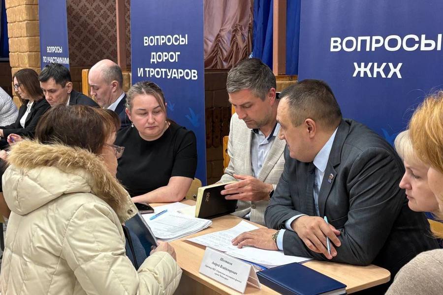 В Новых Лапсарах состоялся очередной «Выездной прием граждан»