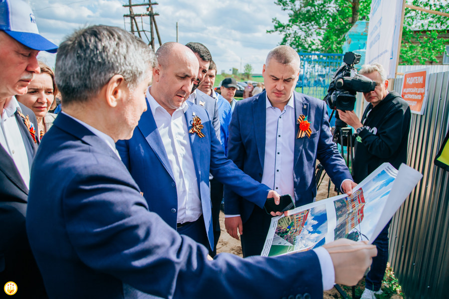Парки, школы, стадионы: реализацию проектов комплексного развития села проверили в Чувашии