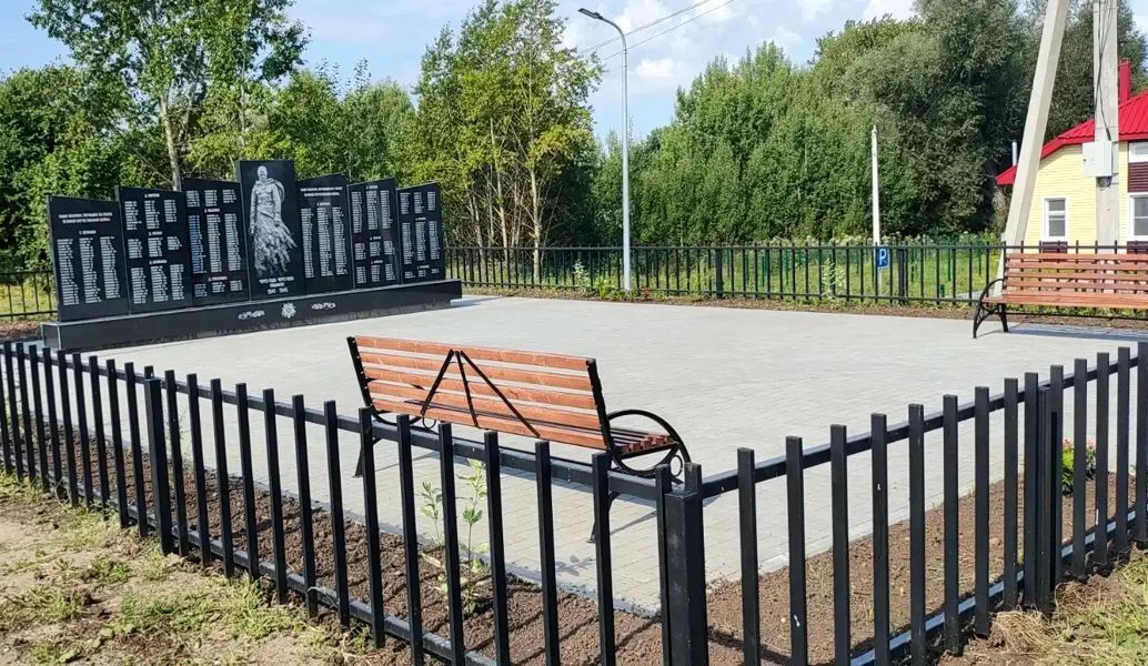 В селе Штанаши установили новый памятник участникам ВОВ