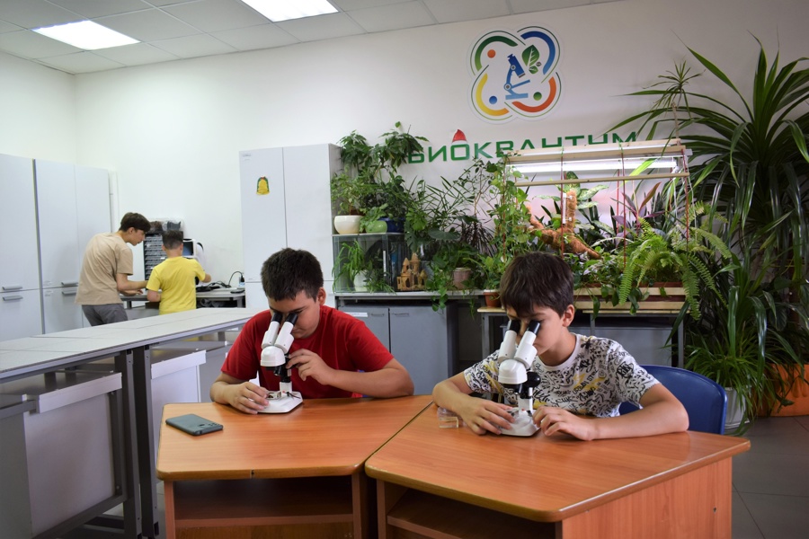 Продолжаются летние  занятия в Детском технопарке «Кванториум»
