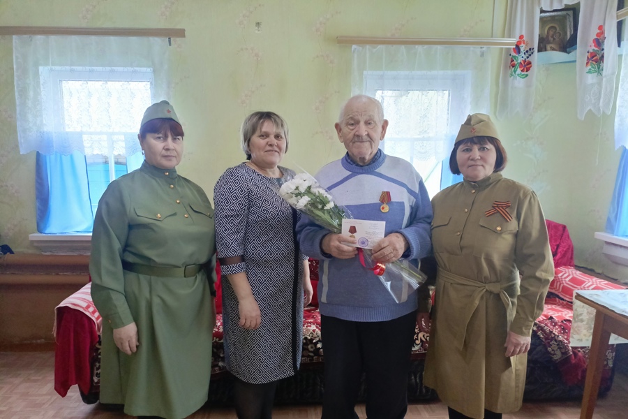 Янтиковский ТО: труженикам тыла вручили юбилейные медали