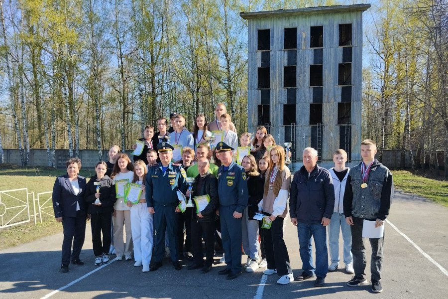 Команда Вурнарского МО заняла 2 место в республиканских соревнованиях по пожарно-спасательному спорту