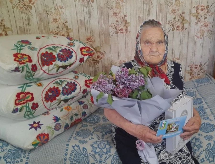 Жительница села Ряпино Валентина Водинскова отметила свой 85-летний юбилей
