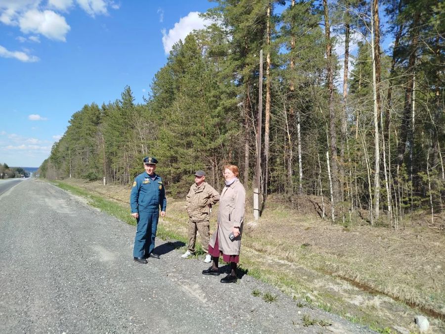 Оперативная группа Шемуршинского МО провела патрулирование лесного массива и беседы с жителями о соблюдении правил пожарной безопасности.