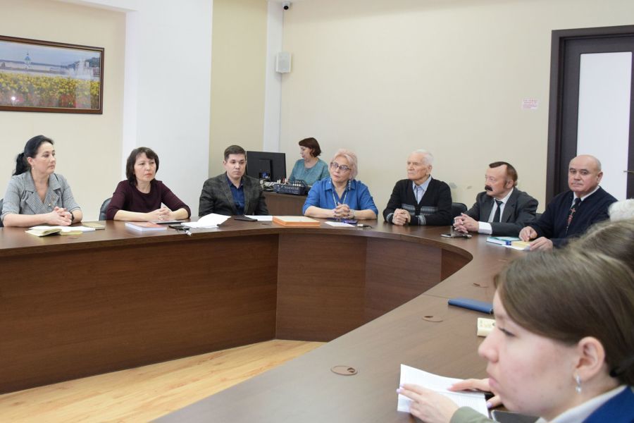 В Национальной библиотеке Чувашии состоялся семинар «Современная чувашская литература: связь поколений»