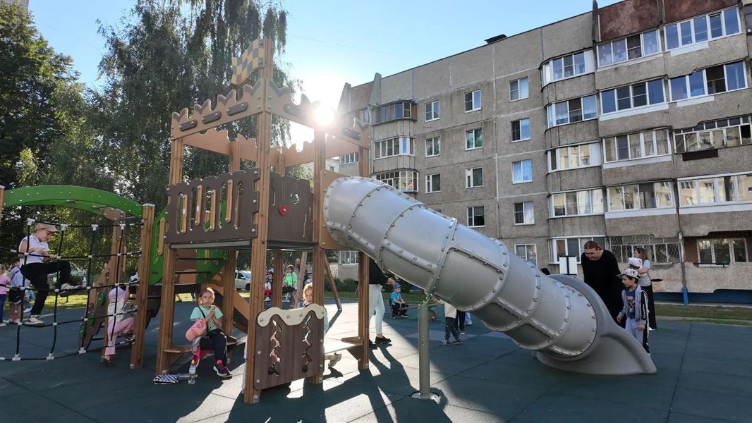 В Чебоксарах открыли новую детскую площадку по программе «НИМЕ - Народный бюджет»