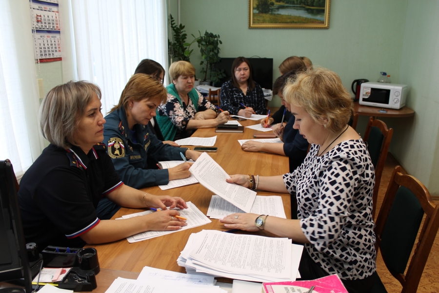 Состоялось очередное заседание Комиссии по делам несовершеннолетних и защите их прав при администрации Ядринского муниципального округа