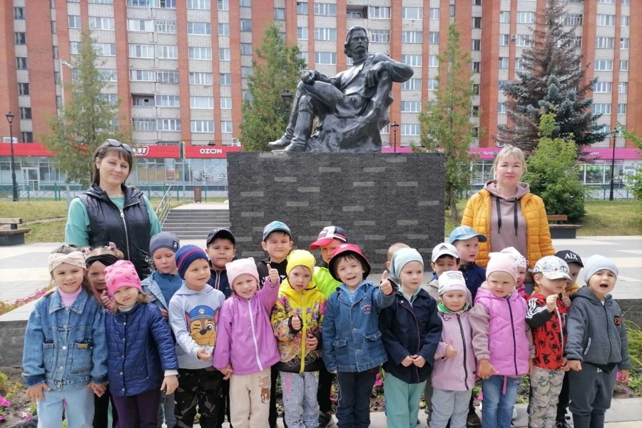 В преддверии Дня города юные чебоксарцы знакомятся поближе с достопримечательностями столицы