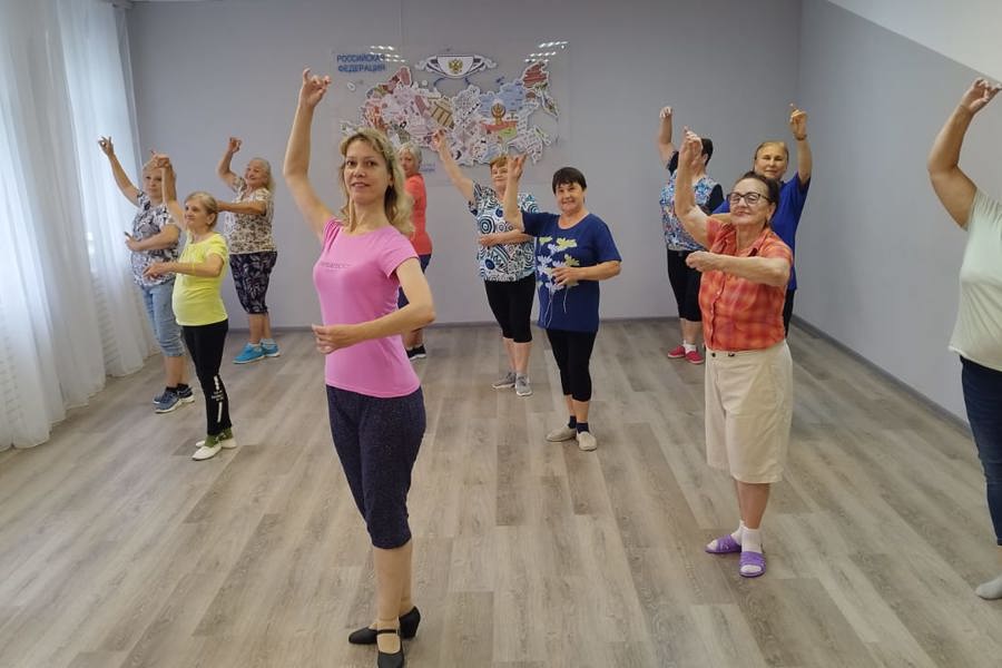В Шумерле начинает работу студия танцевальной нейропластики для старшего поколения «Стиль»