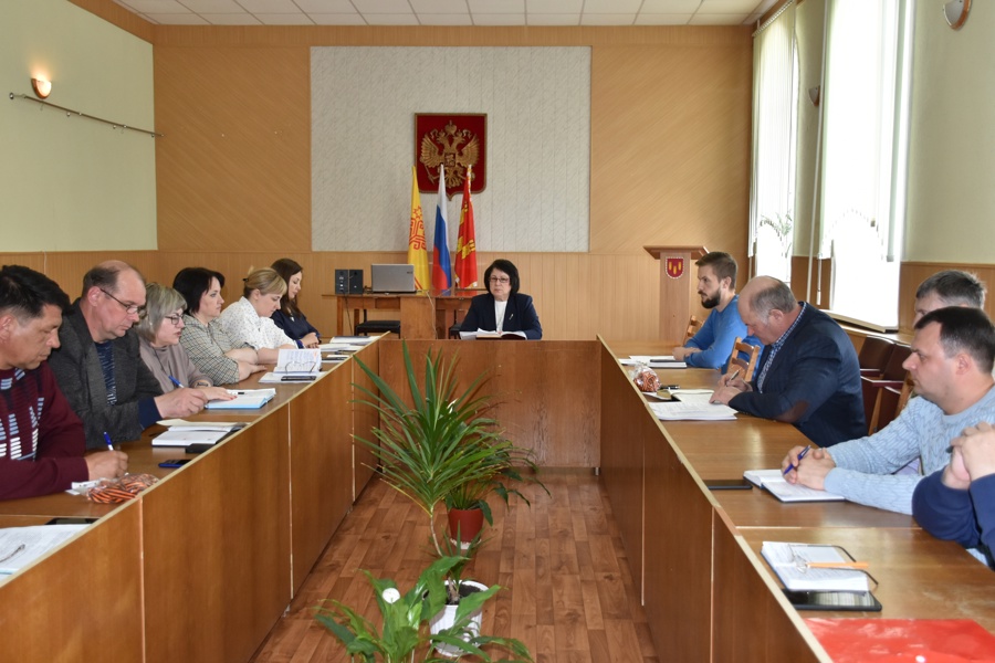 Глава Алатырского муниципального округа провела еженедельное рабочее совещание