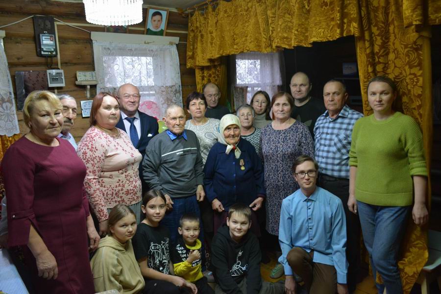 Свой 95-летний юбилей отмечает житель деревни Синьял-Яуши Павел Владимирович Владимиров