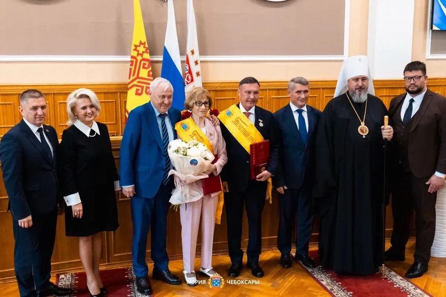 В Чебоксарах чествовали новых Почетных граждан