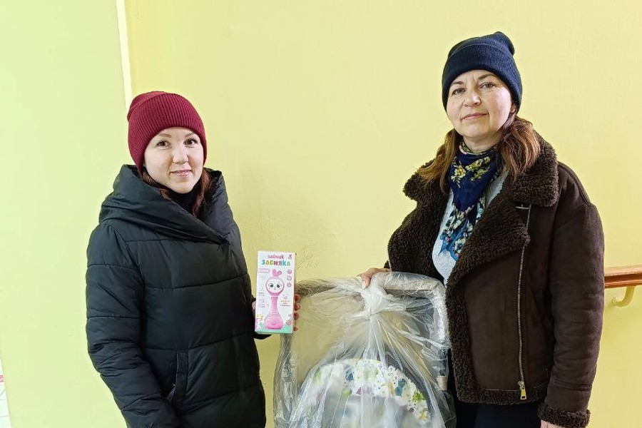В Моргаушском центре социального обслуживания продолжает свою работу «Пункт проката для новорожденных»