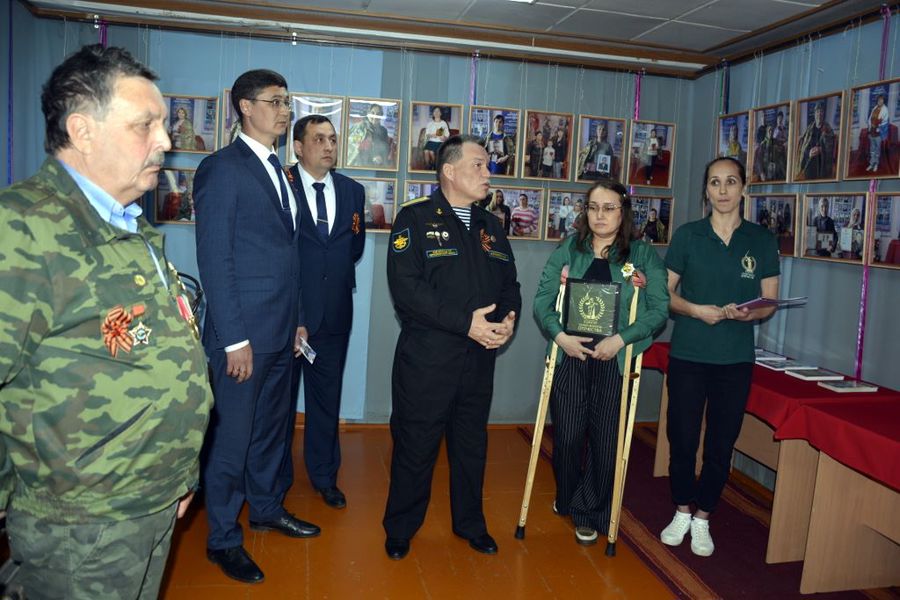 В рамках фотопроекта КСВО Чувашии «Семья Героя» в музее верховых чувашей открылась фотоэкспозиция:  «их подвиги вдохновляют и вызывают глубокое уважение».