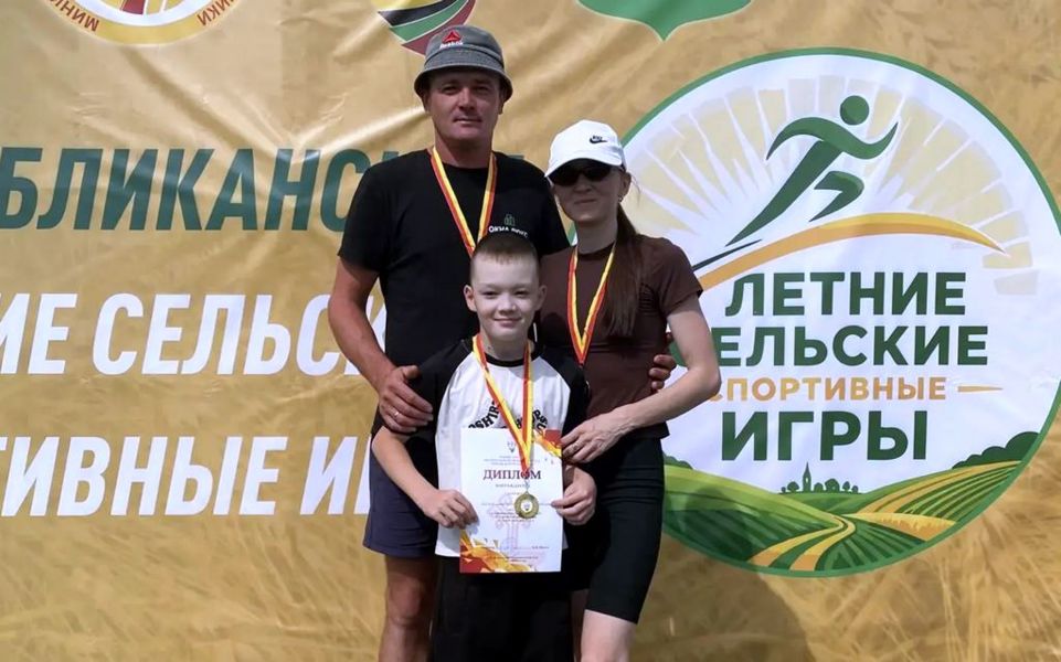 Семья Сергеевых Моргаушского округа стала победителем на республиканских сельских играх