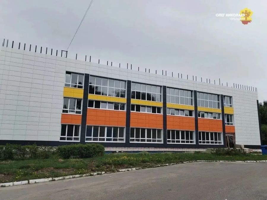 38 школ в Чувашии меняют облик: Олег Николаев призвал сделать образовательные учреждения современными и удобными для учеников