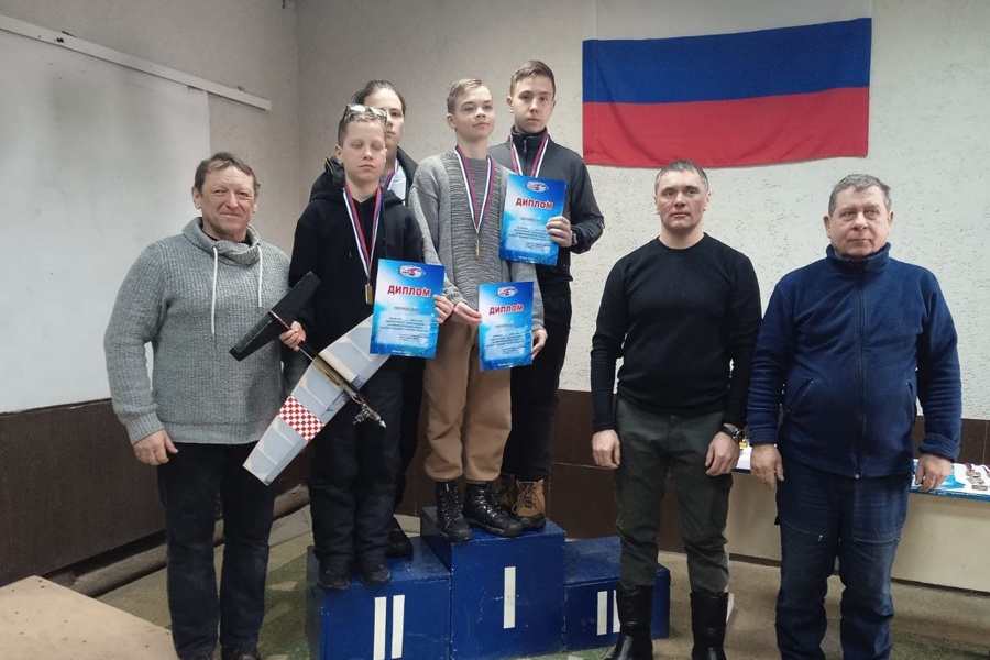 Команда авиамоделистов Новочебоксарка - серебряный призер всероссийских соревнований