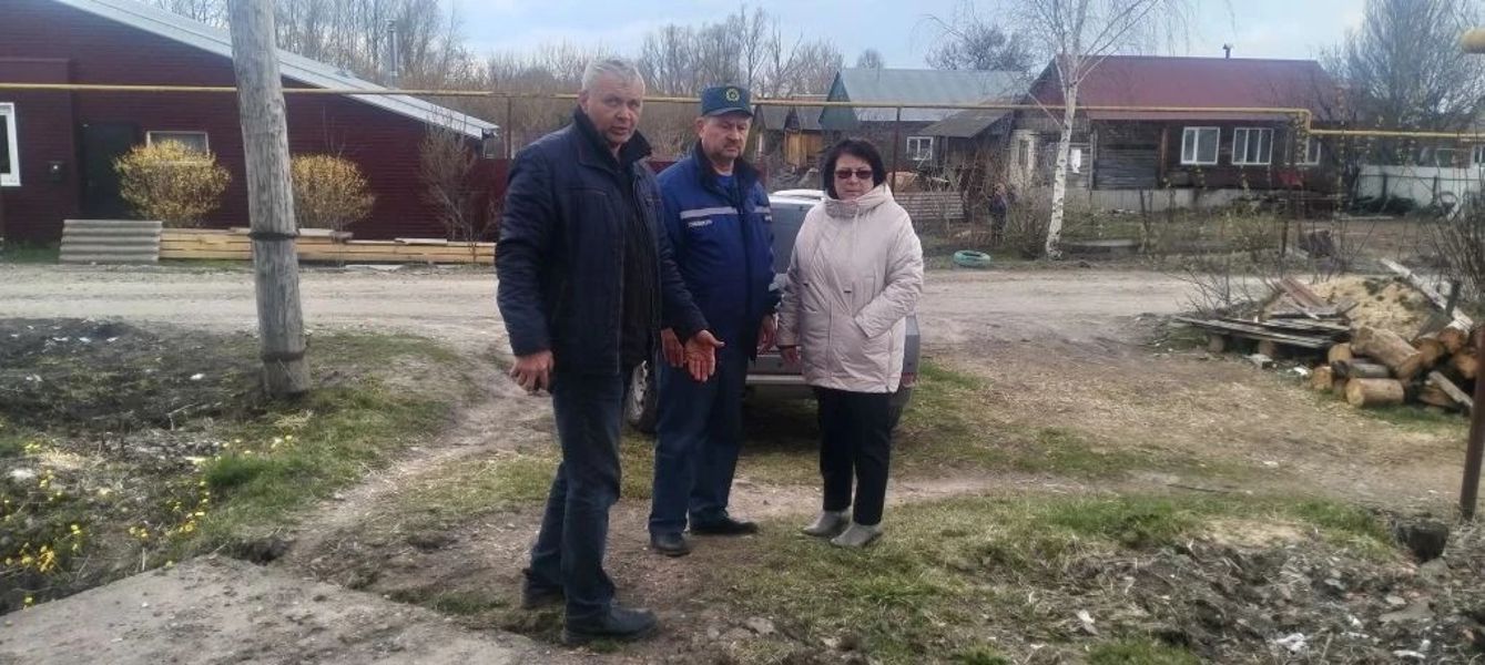 Сегодня глава Алатырского муниципального округа Нина Ивановна Шпилевая совместно с начальником КУ ЧР «Чувашская республиканская поисково-спасательная служба» Николаем Ивановичем Глуховым