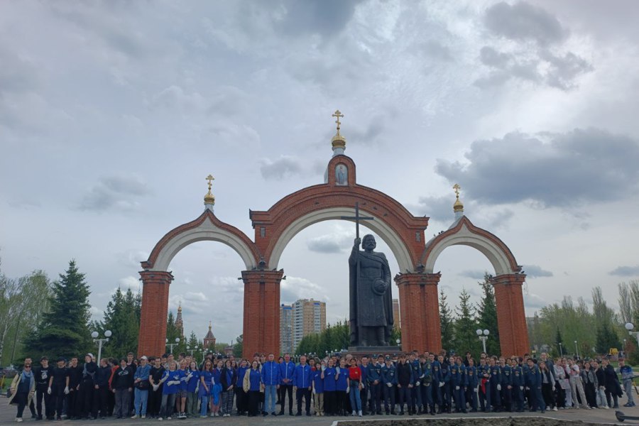 На Соборной площади Новочебоксарска состоялся Всероссийский субботник