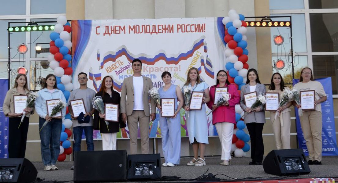 В Моргаушском округе отметили День молодежи: «пусть огонь молодости с годами станет только ярче»