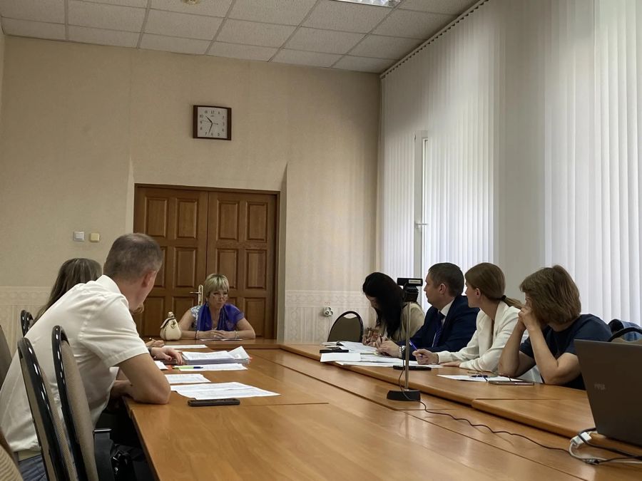 В администрации Новочебоксарска состоялось заседание рабочей группы Межведомственной комиссии по вопросам противодействия нелегальной занятости, своевременности и полноты выплаты заработной платы.