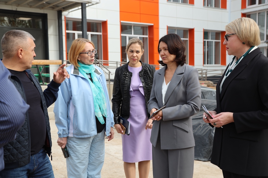 Заместитель министра образования Чувашской Республики Надежда Никандрова посетила СОШ №38 г. Чебоксары