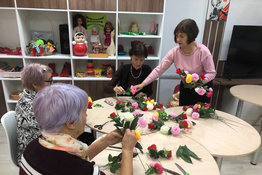 Активное долголетие:  клуб «Мастерица» объединяет женщин 60+